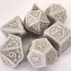 Kit 7 Dados Lace Cinza c/ Números Cinzas