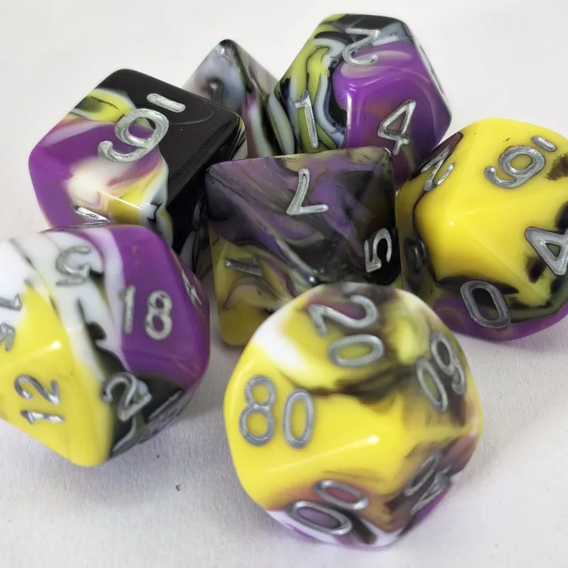 Kit 7 Dados Opaco Colorido Mix 2 c/ Números Cinzas Kit 7 Dados Opaco Colorido Mix 2 c/ Números Cinzas