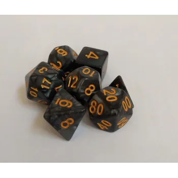 Kit 7 Dados Perolado Preto c/ Números Dourados