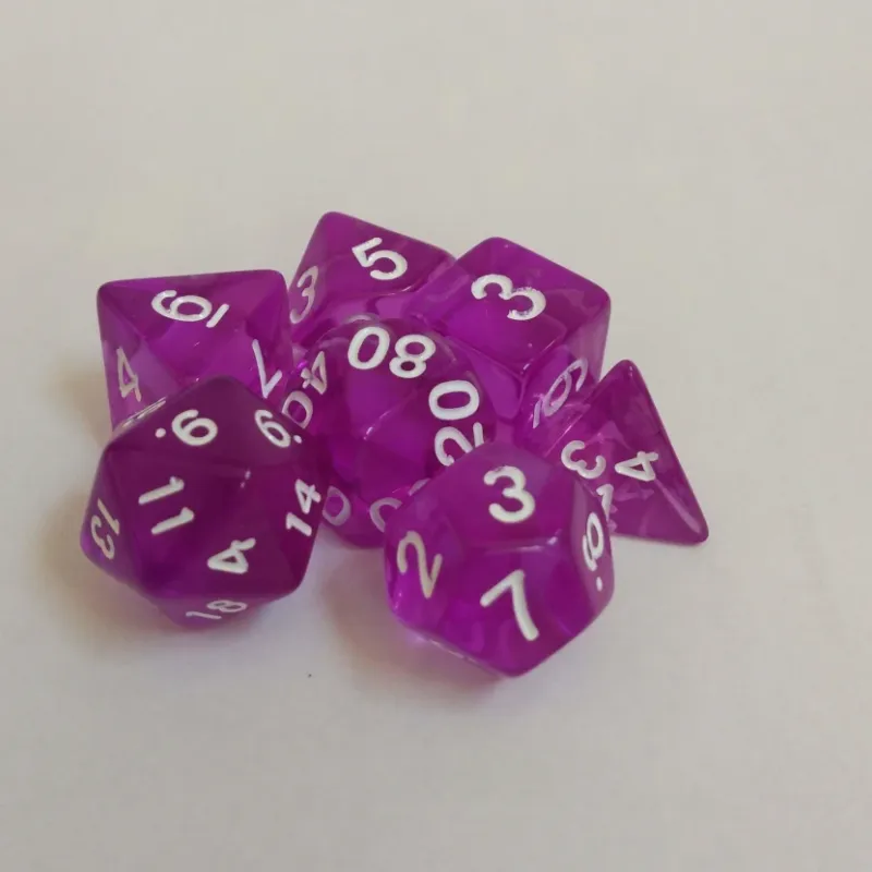 Kit 7 Dados Translúcido Roxo c/ Números Brancos