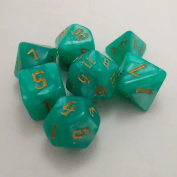 Kit 7 Dados Marmorizados Light Verde c/ Números Dourados