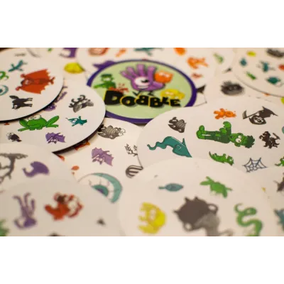 Dobble Collector - Galápagos Jogos