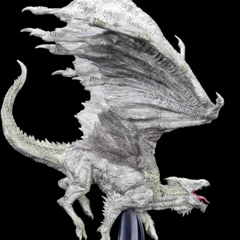 D&D: Icons of the Realms - White Adult Dragon Premium Figure