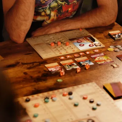 Khôra: Ascensão de um Império - Devir Jogos