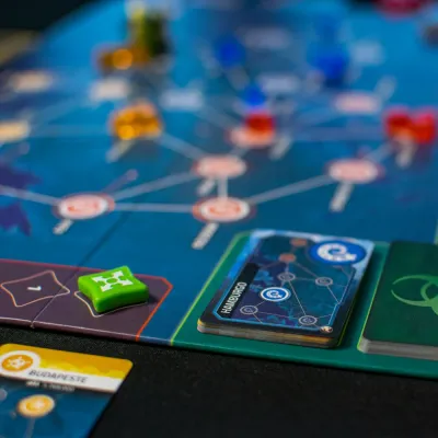 Pandemic: Zona Crítica Europa - Galápagos Jogos