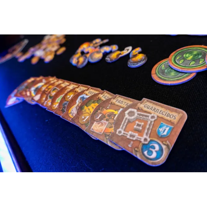 Small World of Warcraft - Galápagos Jogos