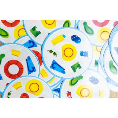 Tá na Mala! (4 jogadores) - Galápagos Jogos Tá na Mala! (4 jogadores) - Galápagos Jogos