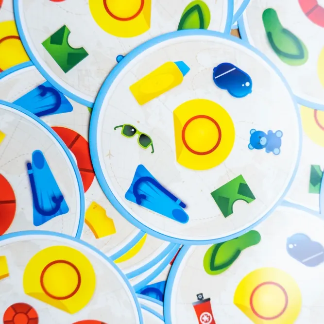 Tá na Mala! (4 jogadores) - Galápagos Jogos