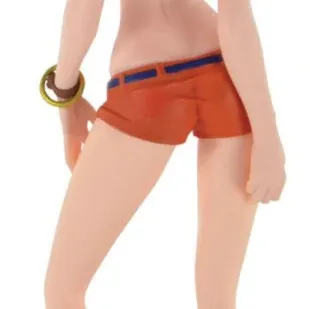 Miniatura Nami (One Piece) - Sweet Style Pirates Miniatura Nami (One Piece) - Sweet Style Pirates