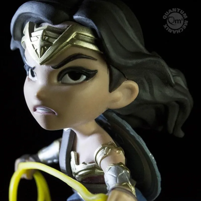 Miniatura Wonder Woman Justice League (Mulher-Maravilha Liga da Justiça) Q-Fig Miniatura Wonder Woman Justice League (Mulher-Maravilha Liga da Justiça) Q-Fig